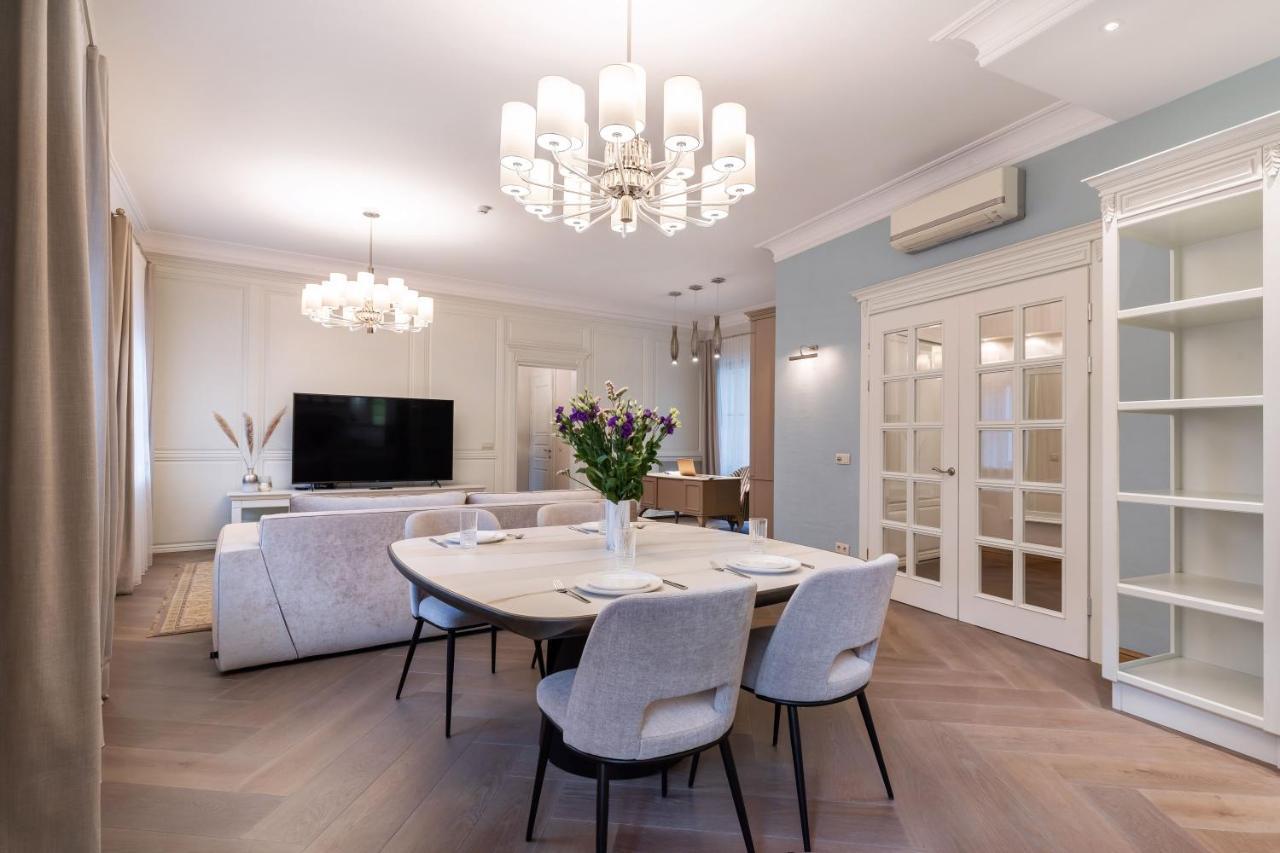 Luxury 2Bdr Heart Of Old Town Appartement Vilnius Buitenkant foto