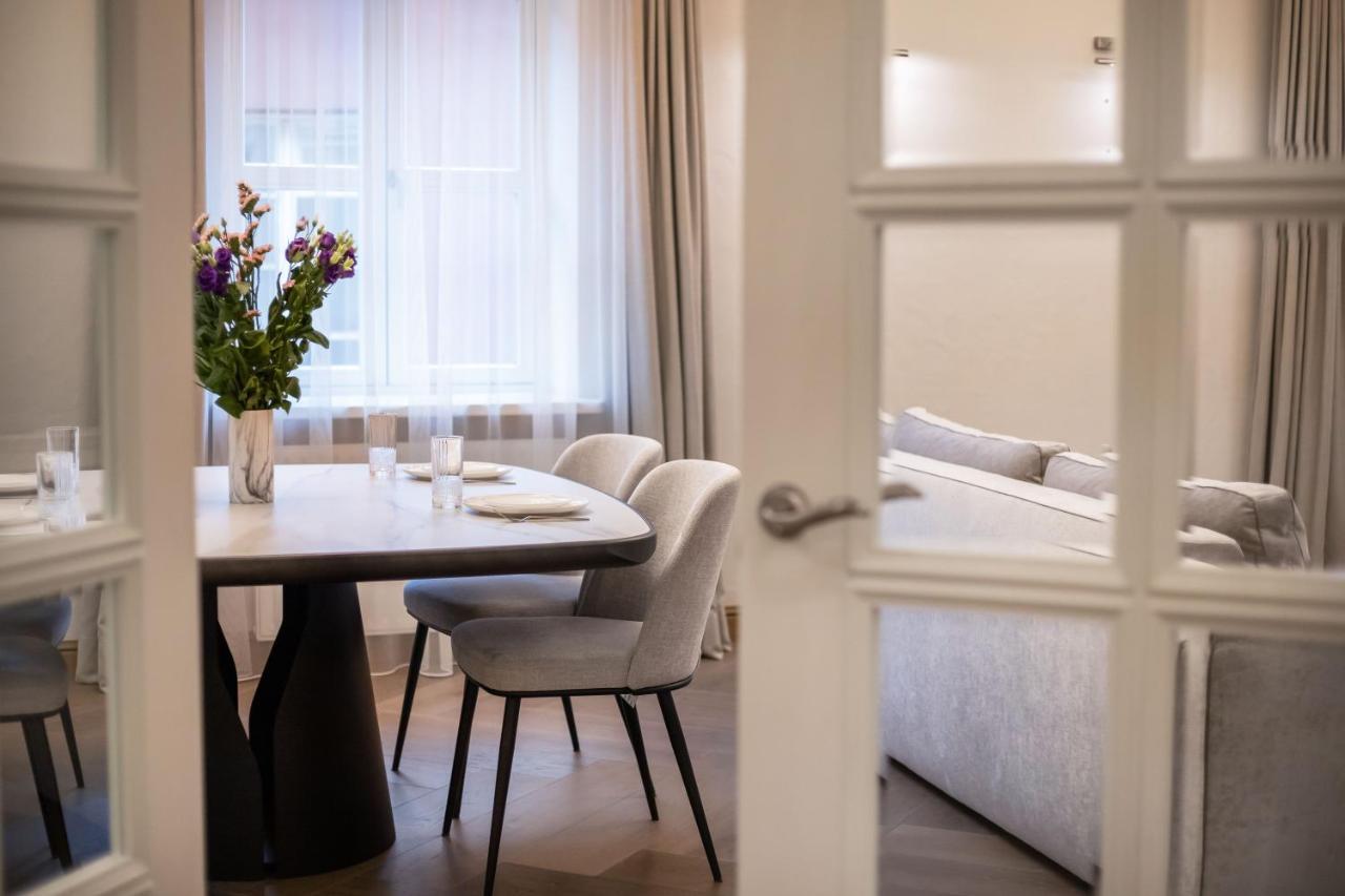Luxury 2Bdr Heart Of Old Town Appartement Vilnius Buitenkant foto